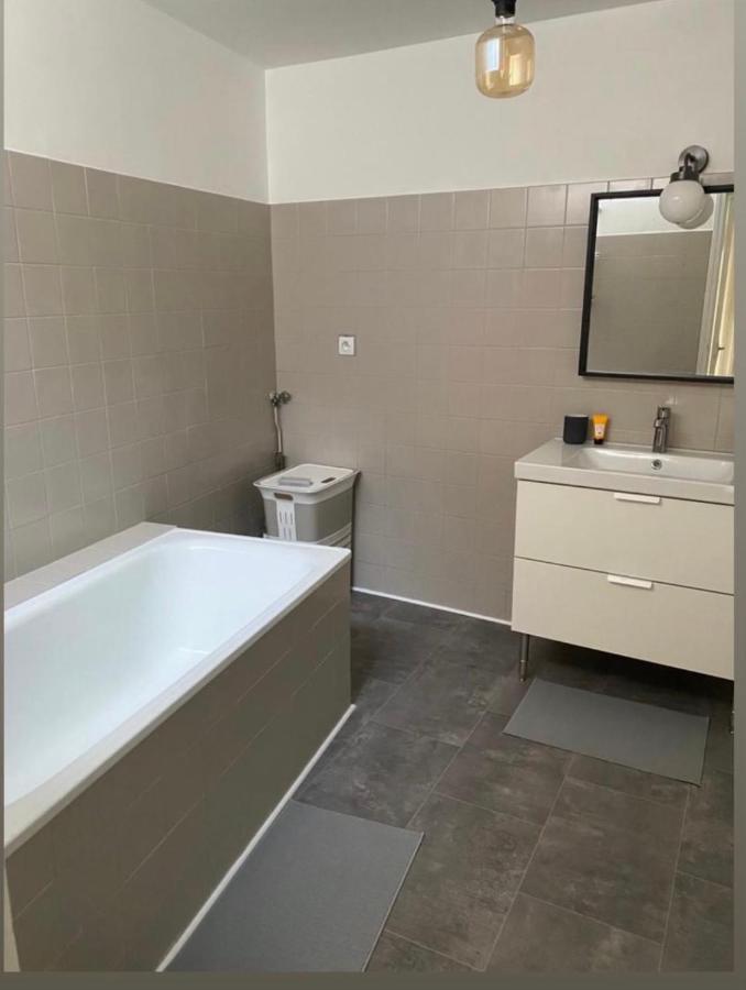 Appartement De Charme Au Coeur Du Centre Ville . Millau Eksteriør bilde